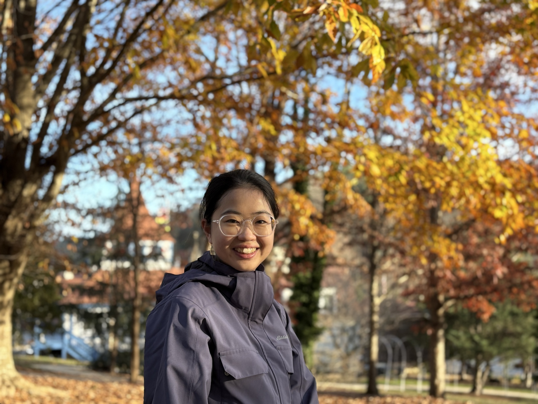 Haoyun Deng outdoors in autumn